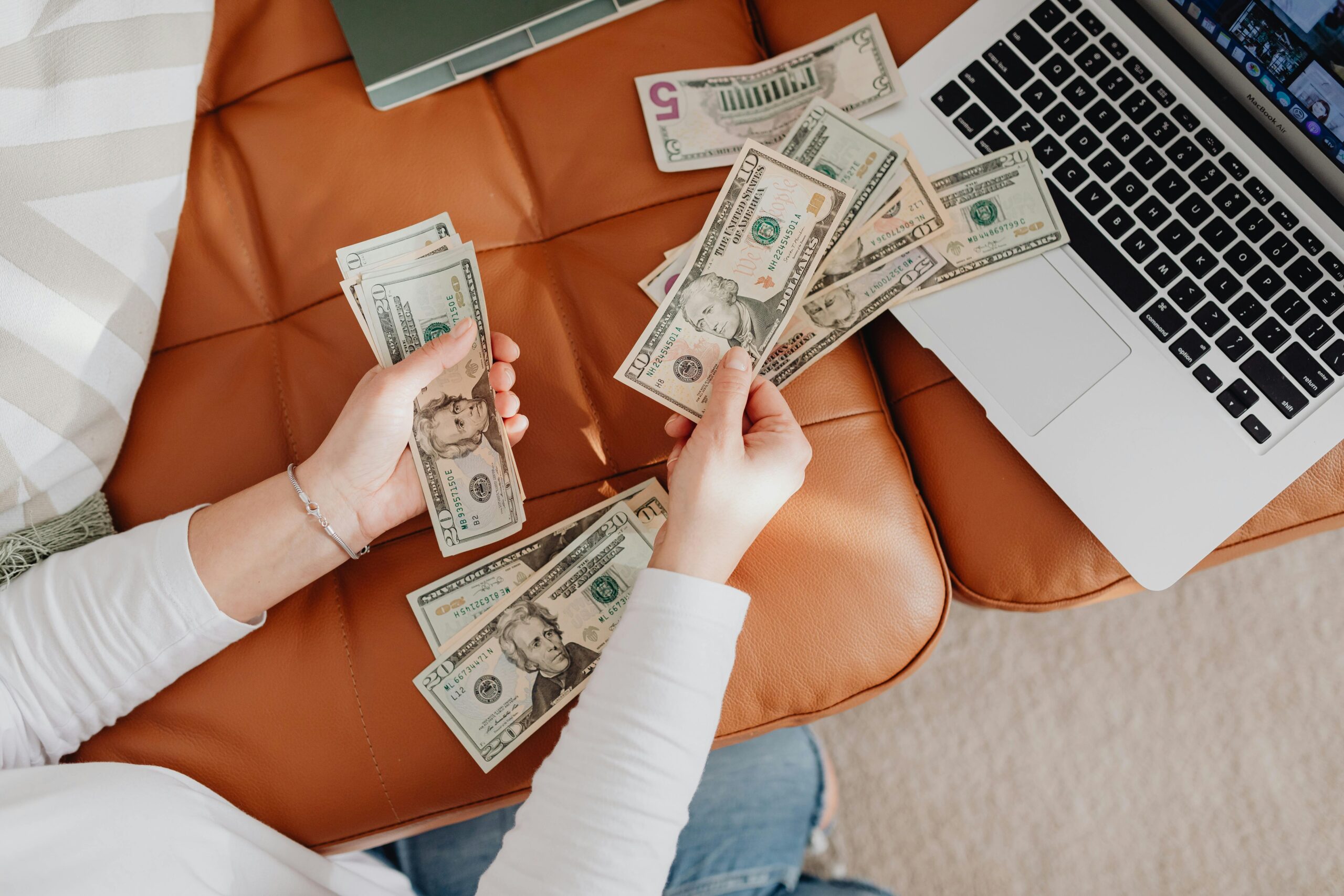 How Students Can Earn Money Online in 2026 That Work